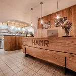 אורחן Hamr Divci Kamen