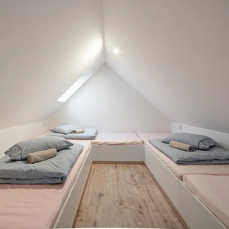 Πανδοχείο Hamr Divci Kamen