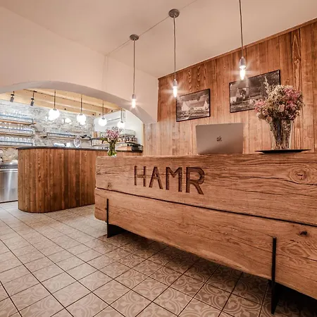 Πανδοχείο Hamr Divci Kamen