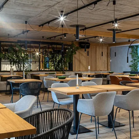 Πανδοχείο Hamr Divci Kamen *