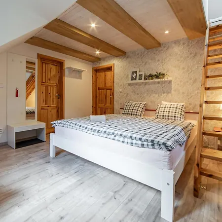 Πανδοχείο Hamr Divci Kamen *