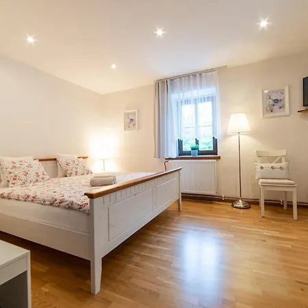 Hamr Divci Kamen * Kremze