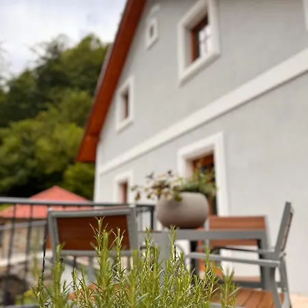 Hamr Divci Kamen Kremze