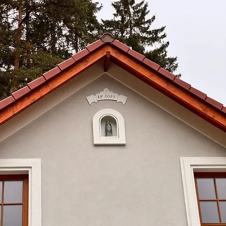Hamr Divci Kamen Inn Kremze