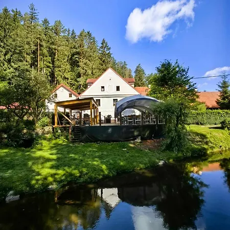 Inn Hamr Divci Kamen Kremze
